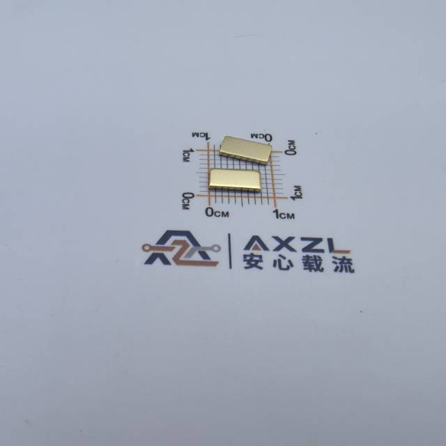 8×4×0.8mm 图 4
