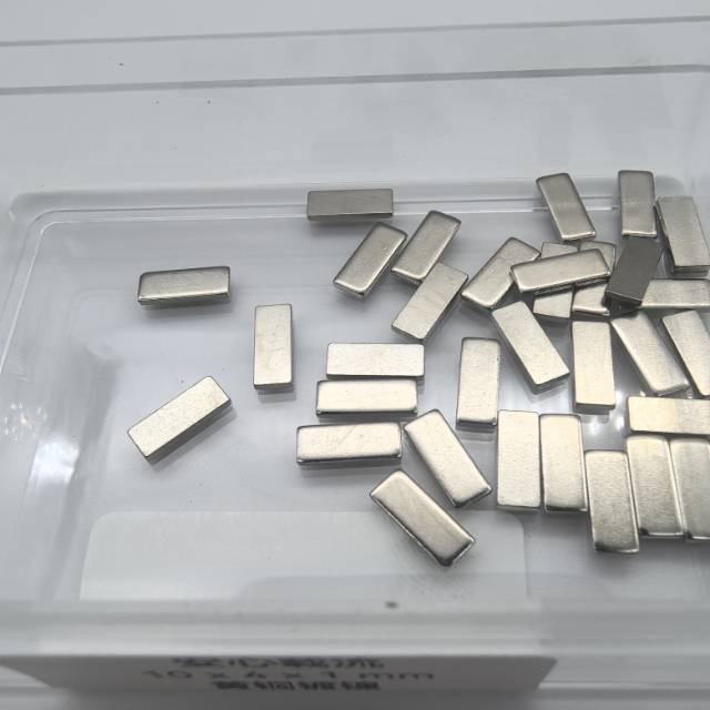10×4×1mm 图 7